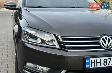 Седан Volkswagen Passat 2013 в 