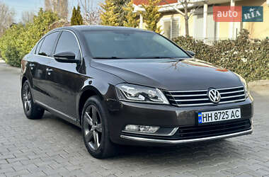 Седан Volkswagen Passat 2013 в 