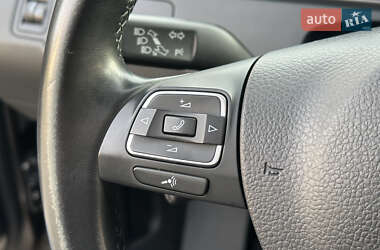 Седан Volkswagen Passat 2013 в 