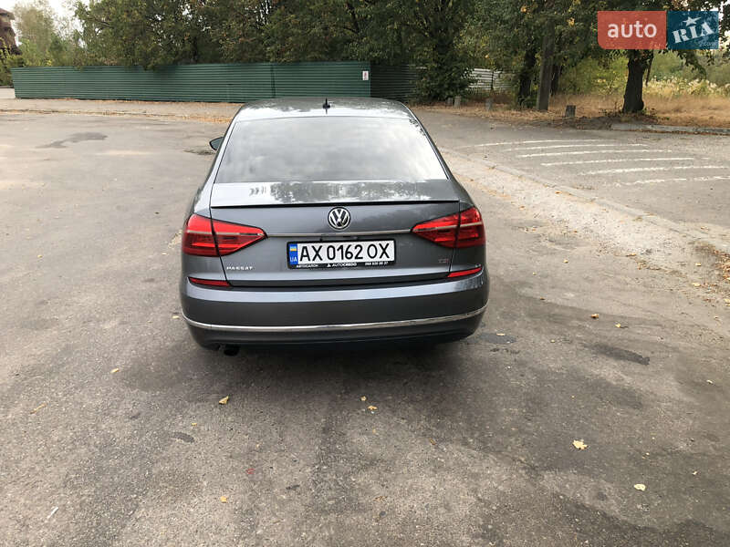Седан Volkswagen Passat 2016 в Харкові