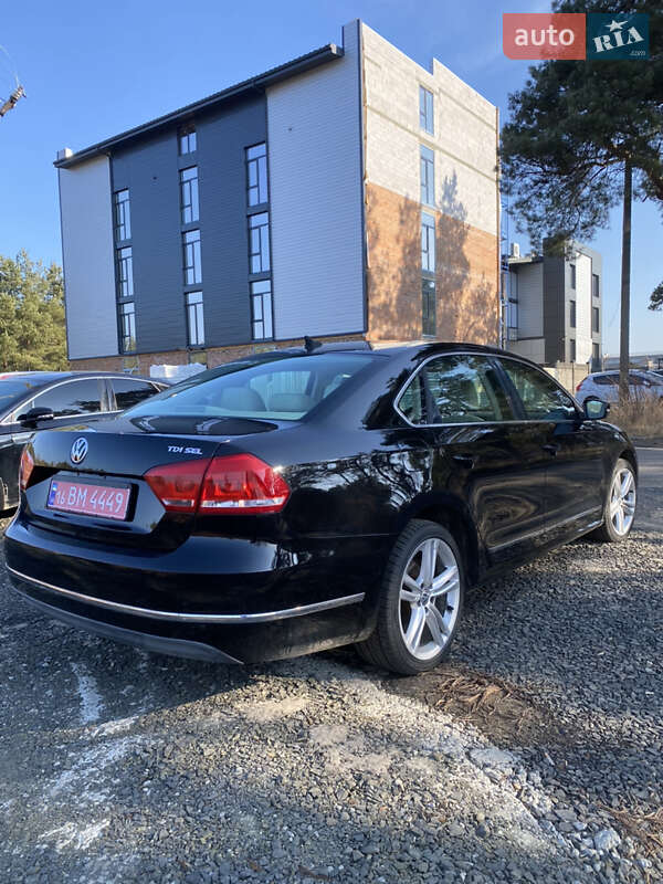 Седан Volkswagen Passat 2014 в Сарнах