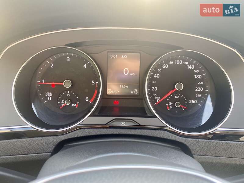 Универсал Volkswagen Passat 2016 в Ровно