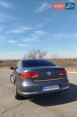 Седан Volkswagen Passat 2010 в Одессе