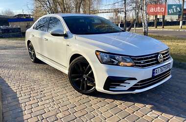 Седан Volkswagen Passat 2017 в Киеве