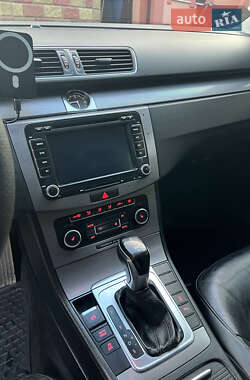 Универсал Volkswagen Passat 2011 в 