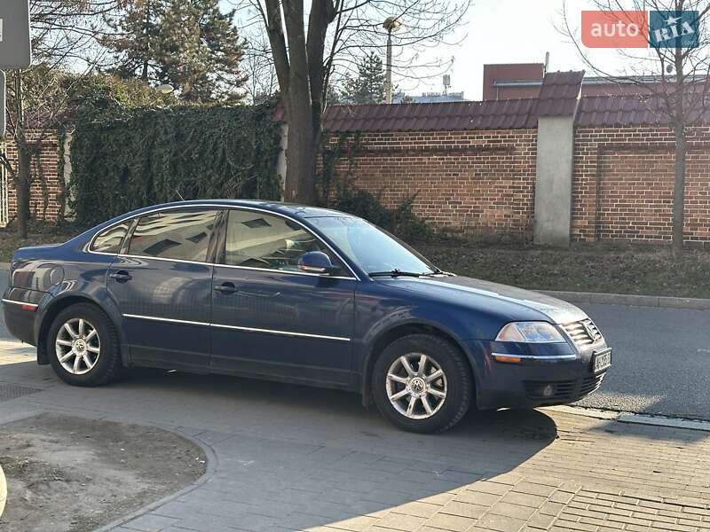 Седан Volkswagen Passat 2004 в Черкасах