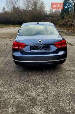 Седан Volkswagen Passat 2013 в 