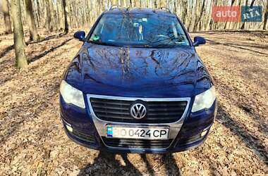 Универсал Volkswagen Passat 2010 в Тернополе