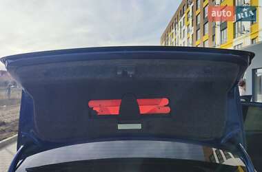 Седан Volkswagen Passat 2005 в 