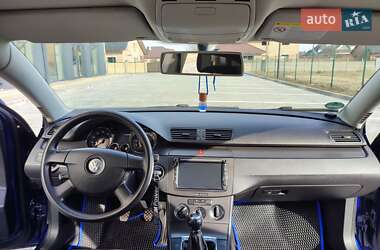 Седан Volkswagen Passat 2005 в 