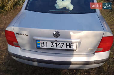 Седан Volkswagen Passat 2000 в 
