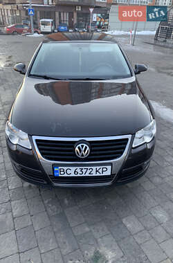 Седан Volkswagen Passat 2008 в Львове