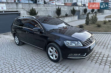 Универсал Volkswagen Passat 2011 в Тернополе