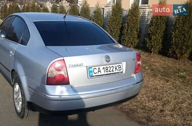 Седан Volkswagen Passat 2004 в Бершаді