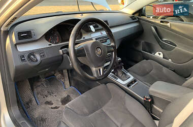 Седан Volkswagen Passat 2010 в 
