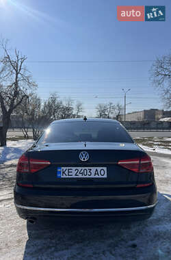 Седан Volkswagen Passat 2015 в Дніпрі