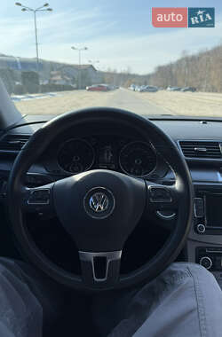 Седан Volkswagen Passat 2011 в 