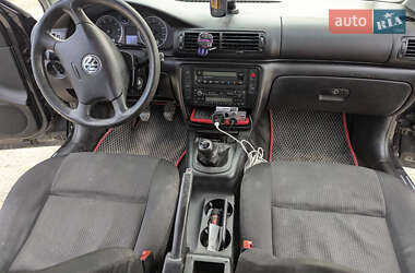 Універсал Volkswagen Passat 2002 в 