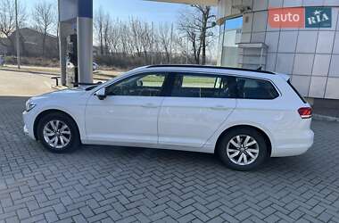 Універсал Volkswagen Passat 2015 в 