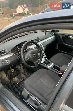 Универсал Volkswagen Passat 2011 в 