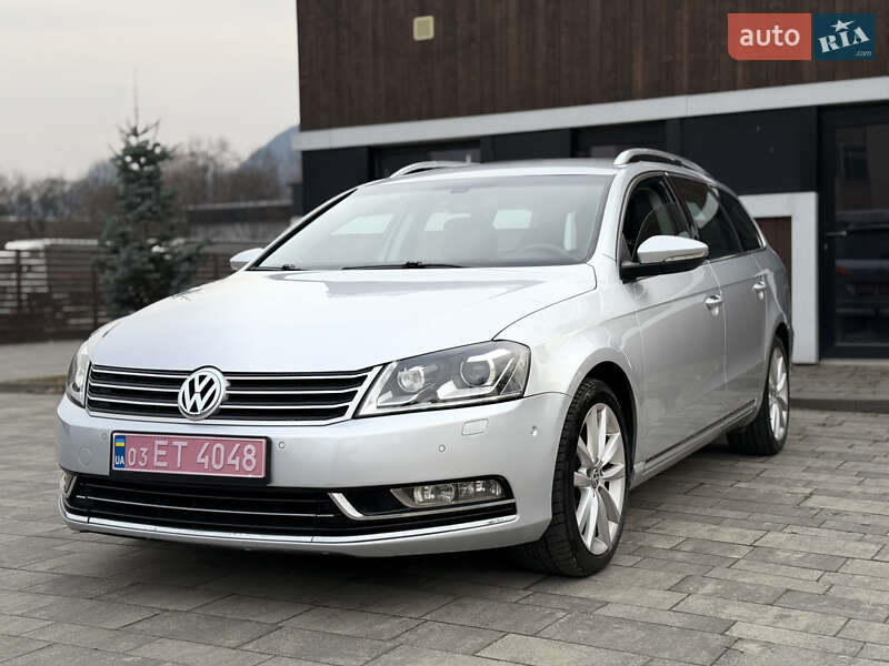 Універсал Volkswagen Passat 2012 в Тячеві
