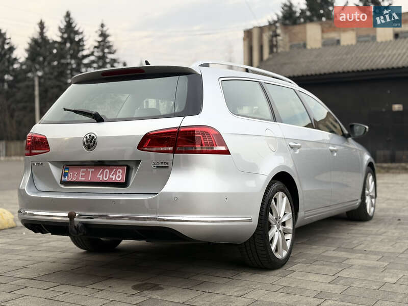 Універсал Volkswagen Passat 2012 в Тячеві