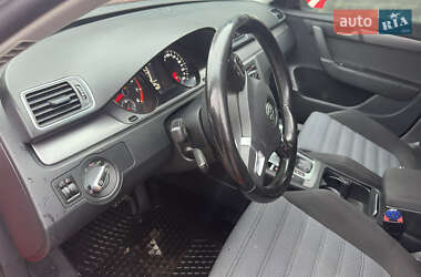 Универсал Volkswagen Passat 2012 в 