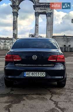 Седан Volkswagen Passat 2012 в Каменском