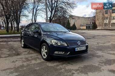 Седан Volkswagen Passat 2012 в Каменском