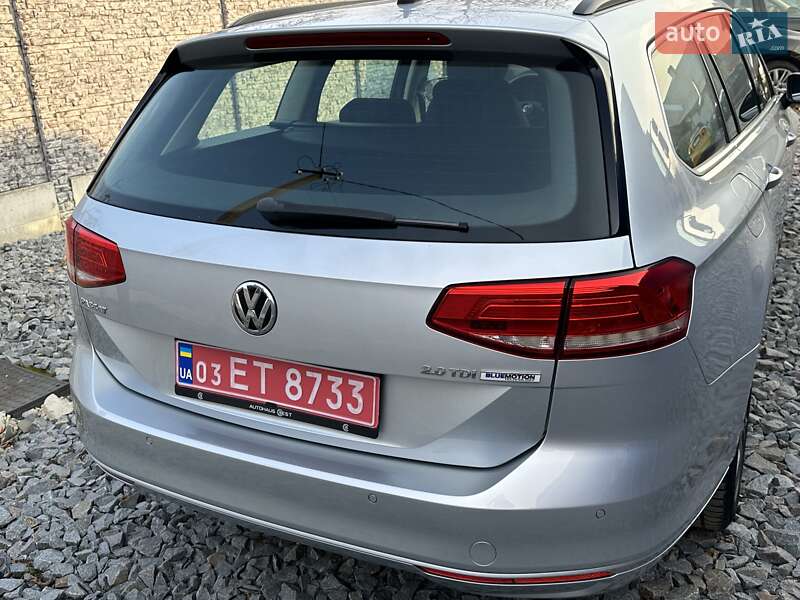 Універсал Volkswagen Passat 2017 в Рівному