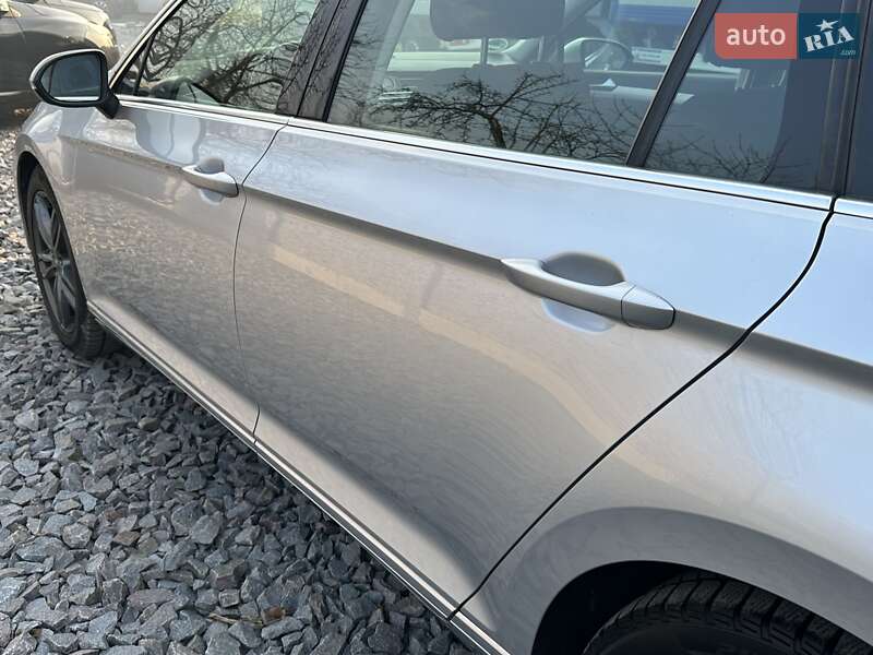Універсал Volkswagen Passat 2017 в Рівному