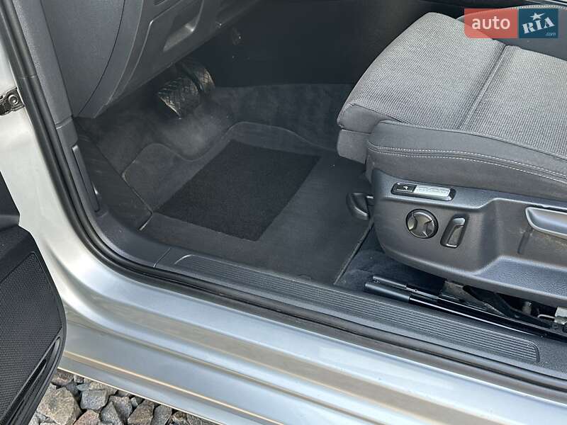 Універсал Volkswagen Passat 2017 в Рівному