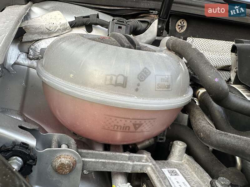 Універсал Volkswagen Passat 2017 в Рівному