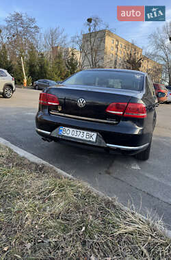 Седан Volkswagen Passat 2011 в 