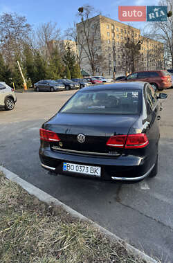 Седан Volkswagen Passat 2011 в 