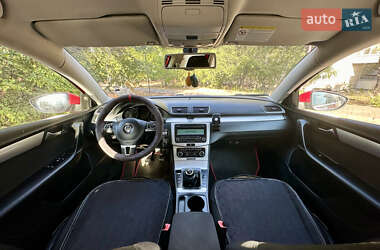 Универсал Volkswagen Passat 2011 в 