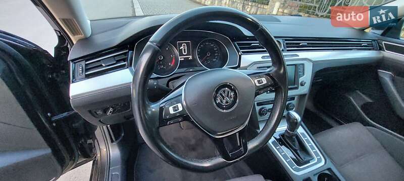 Універсал Volkswagen Passat 2016 в Івано-Франківську