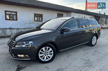 Універсал Volkswagen Passat 2012 в Сокирянах