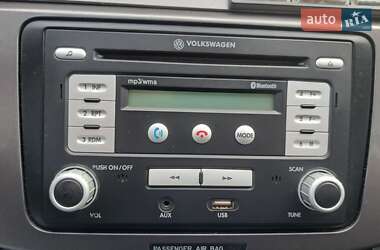 Седан Volkswagen Passat 2009 в 