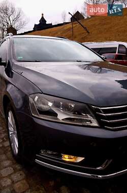 Volkswagen Passat 2011