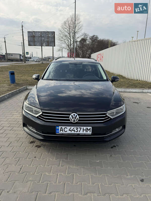 Универсал Volkswagen Passat 2016 в Луцке фото 14 Универсал Volkswagen Passat 2016 в Луцке