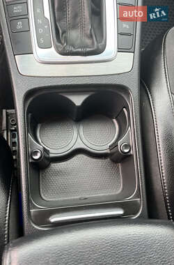 Седан Volkswagen Passat 2012 в 