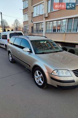 Универсал Volkswagen Passat 2004 в Виннице