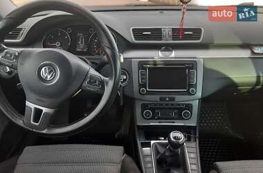 Універсал Volkswagen Passat 2011 в 