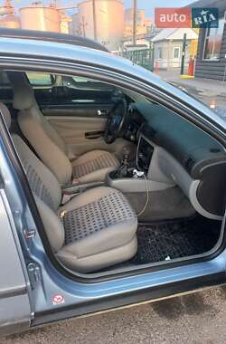 Седан Volkswagen Passat 2000 в 