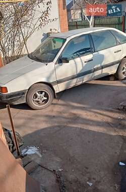 Седан Volkswagen Passat 1989 в 