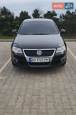 Седан Volkswagen Passat 2006 в Одессе