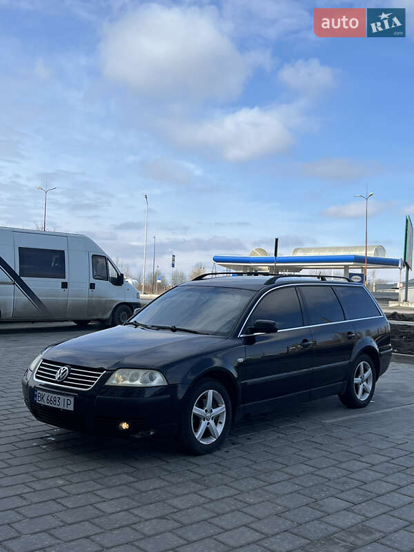 Универсал Volkswagen Passat 2001 в Ровно