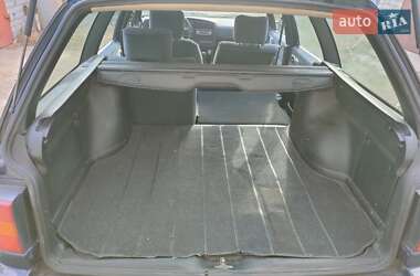 Универсал Volkswagen Passat 1994 в 