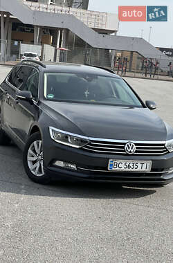 Универсал Volkswagen Passat 2019 в 